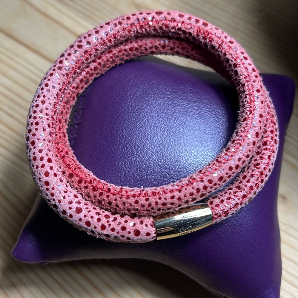 Endless Leather Charm Bracelet Double Wrap Red Magnetic 🦋